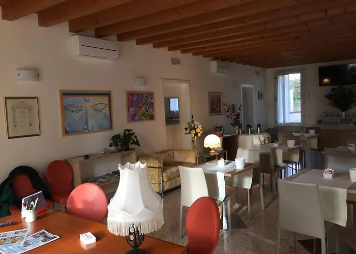Meuble Ca' Rodi 3 Leoni Crespano del Grappa