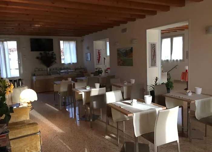 Meuble Ca' Rodi 3 Leoni Crespano del Grappa