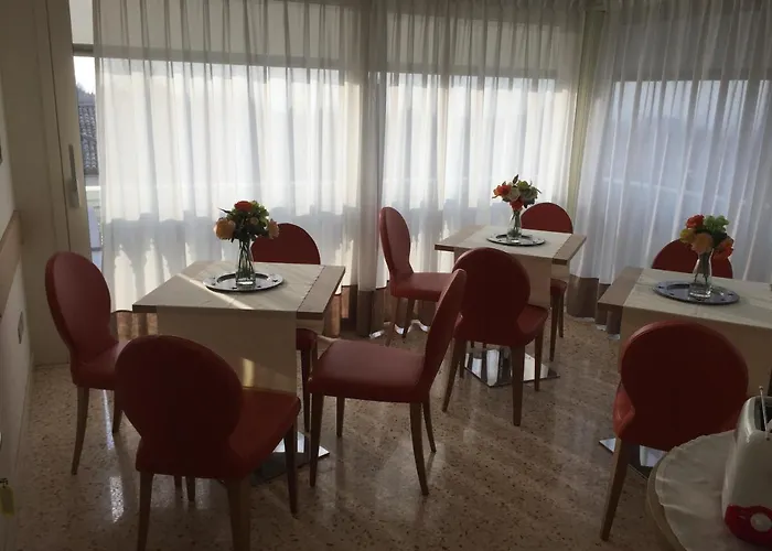 בית הארחה Meuble Ca' Rodi 3 Leoni