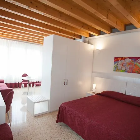Meublé Ca' Rodi 3 Leoni * Crespano del Grappa