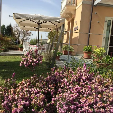 Meuble Ca' Rodi 3 Leoni Gæstehus Crespano del Grappa